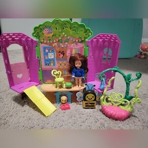 Barbie Chelsea Doll And Treehouse